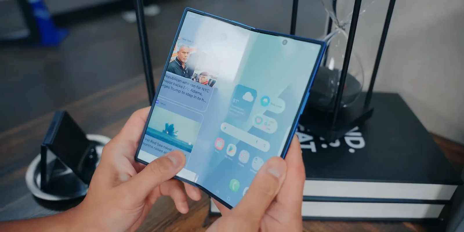 Honor Magic V5 and Samsung Galaxy Z Fold 7 foldable phones