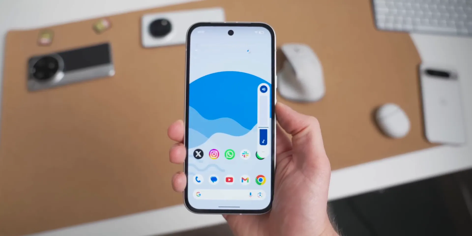Updated volume control sliders in Android 16 QPR Beta 1