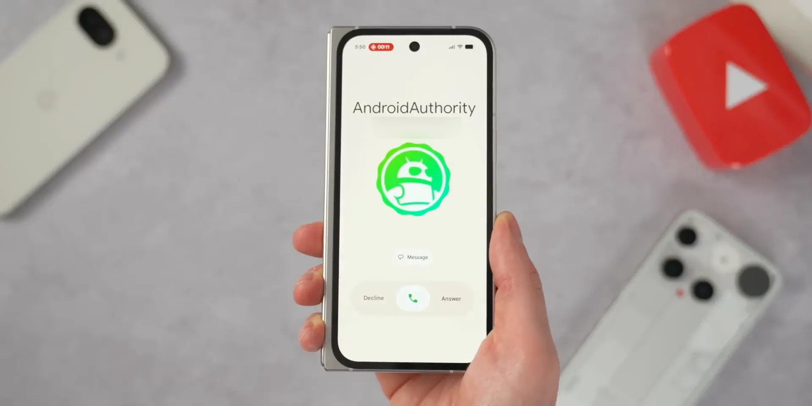 Swipe gesture to answer or decline call in Material 3 Expressive Phone app