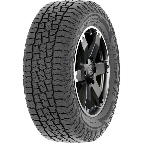 Cooper Discoverer Road & Trail AT Tire 235/60R18